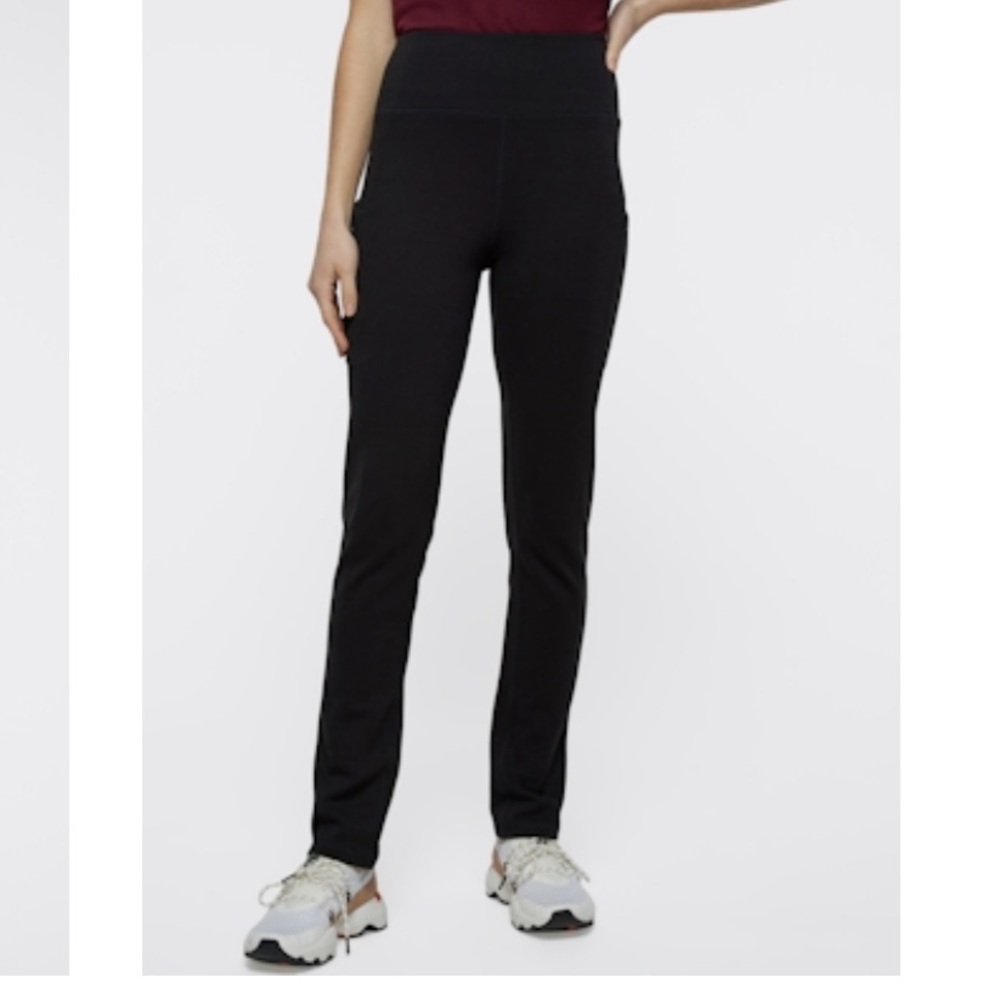 Jaanuu yoga scrub pant